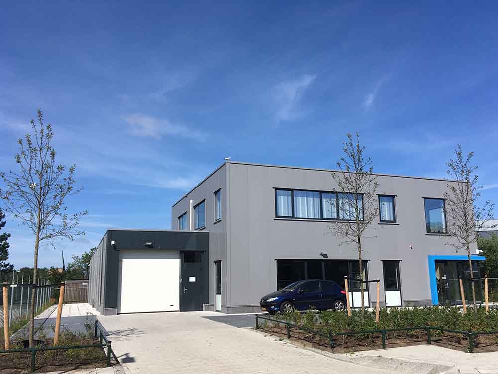 bedrijfspand met garage - Architectenburo Admiraal Stoute